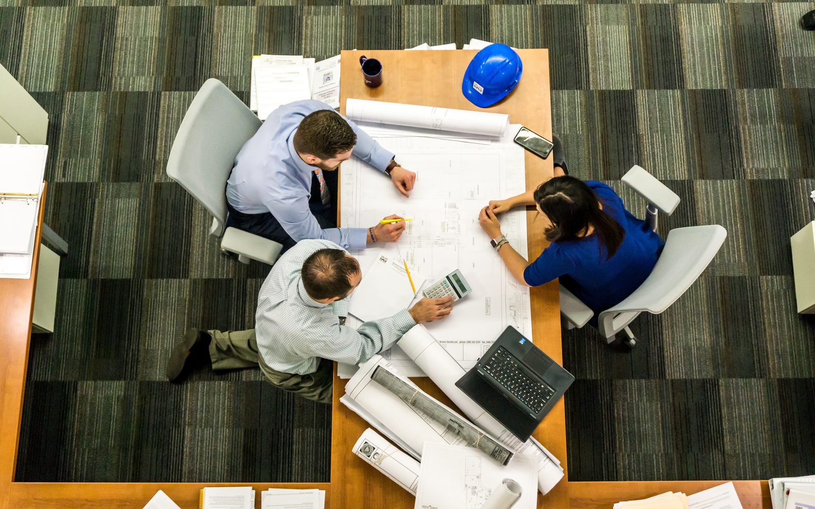 L'équipe interdisciplinaire CIEX en réunion de travail